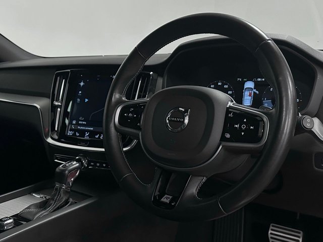 2020 Volvo V60 2L R-Design 5dr - Photo 4