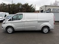USED 2022 72 FORD TRANSIT CUSTOM 2.0 300 EcoBlue Limited Panel Van 5dr Diesel Manual L2 H1 Euro 6 (s/s) (130 ps) ONLY 28K MILES LONG WHEEL BASE REVERSE CAMERA COMES WITH 1 YEARS MOT AND SERVICE