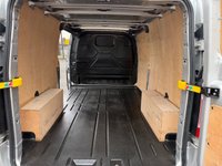 FORD TRANSIT CUSTOM — thumbnail 50 of 51