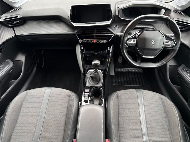 2021 PEUGEOT 208 - Photo 9