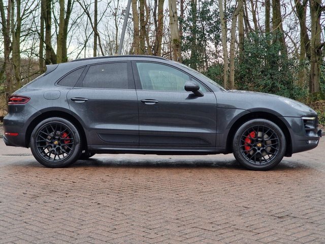 2018 PORSCHE MACAN - Photo 11