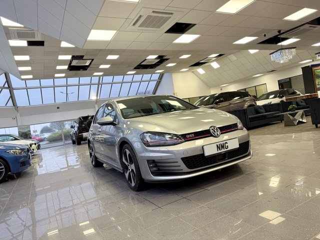 2016 Volkswagen Golf 2L GTI Performance 5dr - Photo 7
