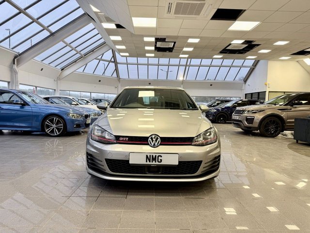 2016 Volkswagen Golf 2L GTI Performance 5dr - Photo 8