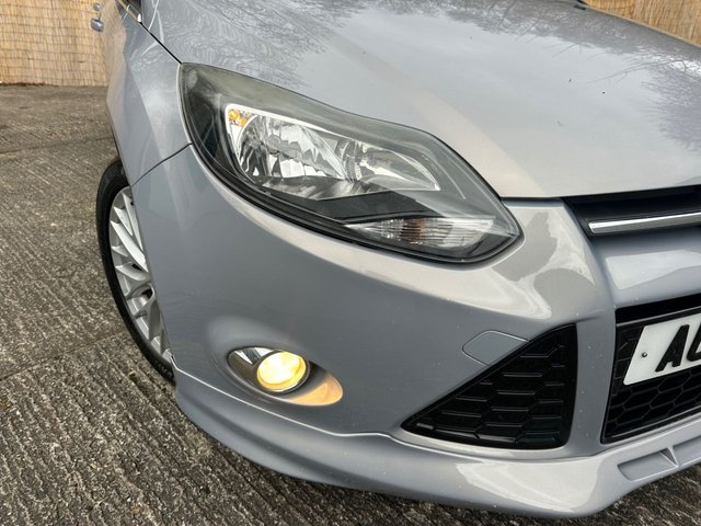 View our FORD FOCUS