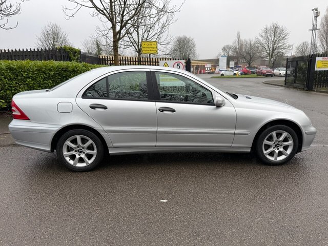 2007 Mercedes-Benz C-Class 1.8L Classic Se 4dr - Photo 8