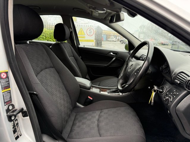 2007 Mercedes-Benz C-Class 1.8L Classic Se 4dr - Photo 9