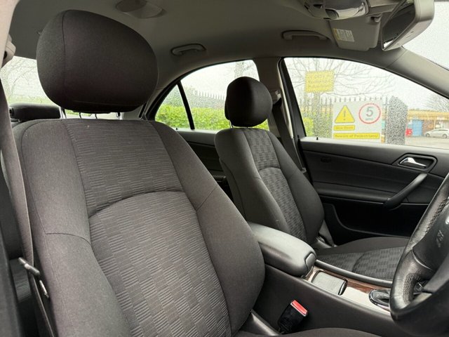 2007 Mercedes-Benz C-Class 1.8L Classic Se 4dr - Photo 10
