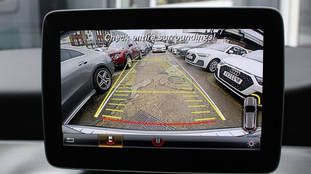 2019 MERCEDES-BENZ GLA (2019) - Photo 7