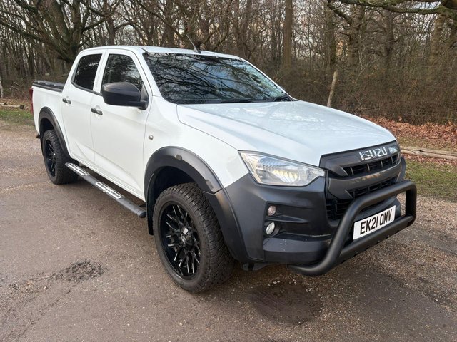 View our ISUZU D-MAX