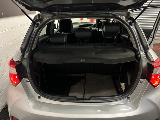 2019 Toyota Yaris - Photo 9