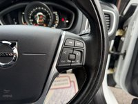 USED 2017 17 VOLVO V40 2.0 D3 R-Design Nav Plus Hatchback 5dr Diesel Manual Euro 6 (s/s) (150 ps) HeatedSeats DAB SATNAV FSH