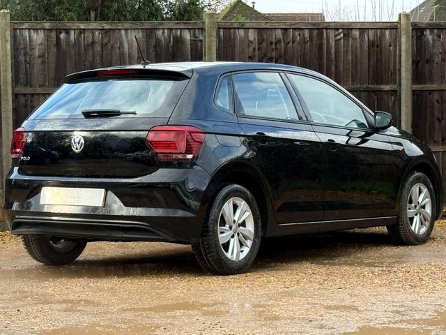 2019 Volkswagen Polo - Photo 3