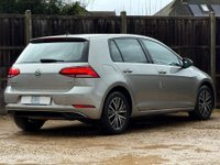 USED 2017 17 VOLKSWAGEN GOLF 1.4 Golf SE Nav TSi BlueMotion Technology Semi-Auto 5dr Sat Nav Apple CarPlay