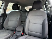 USED 2017 17 VOLKSWAGEN GOLF 1.4 Golf SE Nav TSi BlueMotion Technology Semi-Auto 5dr Sat Nav Apple CarPlay