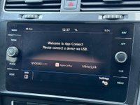 USED 2017 17 VOLKSWAGEN GOLF 1.4 Golf SE Nav TSi BlueMotion Technology Semi-Auto 5dr Sat Nav Apple CarPlay
