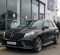USED 2016 66 MERCEDES-BENZ GLE 3.0 GLE350d V6 AMG Line (Premium) SUV 5dr Diesel G-Tronic 4MATIC Euro 6 (s/s) (258 ps) THIS CAR COMES WITH 6 MONTHS WARRANTY , BREAKDOWN COVER & RECOVERY++  GREAT EXAMPLE OF AUTOMATIC 4 X 4 + APPLE CAR PLAY/ ANDRIOD AUTO + NAVIGATION SYSTEM + BLUETOOTH + DAB RADIO + USB CONNECTION + FRONT AND REAR PARKING SENSORS + REVERSING CAMERA + FULL  LEATHER TRIM  + FRONT HEATED SEATS + FRONT MEMORY SEATS + CRUISE CONTROL + CLIMATE CONTROL + PRIVACY GLASS + 21 INCH ALLOY WHEELS + DUAL PANAROMIC ROOF/ SUN ROOF + AUTO START STOP + ELECTRIC PARKING BRAKE + HILL HOLD ASSIST + FRONT ELECTRIC SEAT