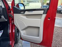 USED 2017 67 VOLKSWAGEN TRANSPORTER 2.0 TDI T28 BlueMotion Tech Highline Kombi 5dr Diesel Manual FWD SWB Euro 6 (s/s) (102 ps) 