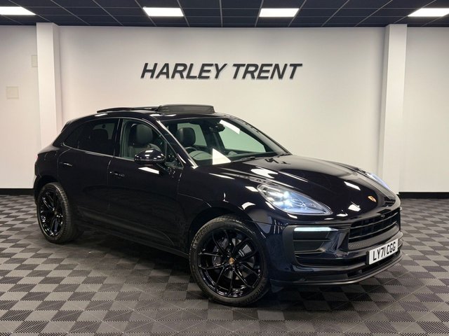 2021 71 PORSCHE MACAN 2.0T SUV 5dr Petrol PDK 4WD Euro 6 (s/s) (265 ps) STUNNING SPEC MACAN! PANORAMIC SUNROOF, 21'' GT DESIGN ALLOYS, SPORTS EXHAUST SYSTEM, PDLS PLUS LED HEADLIGHTS, BOSE SURROUND SOUND, TINTED REAR LED LIGHTS, 360 CAMERA, 14 WAY POWER SEATS WITH MEMORY, BLACK LEATHER, 1 OWNER, PORSCHE HISTORY, PRIVACY GLASS