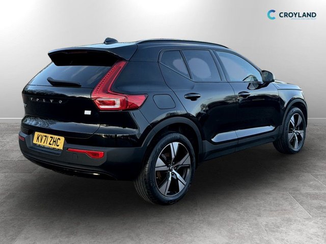 View our VOLVO XC40