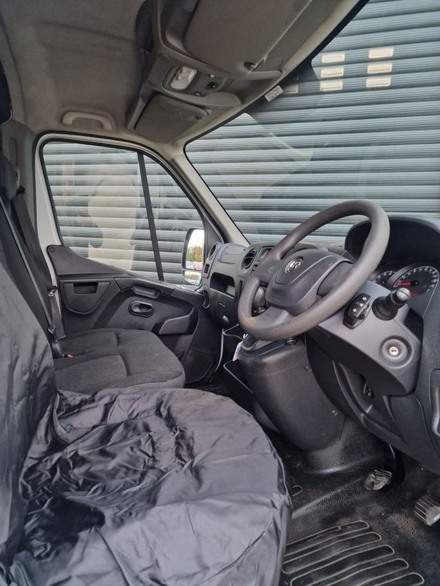 View our VAUXHALL MOVANO