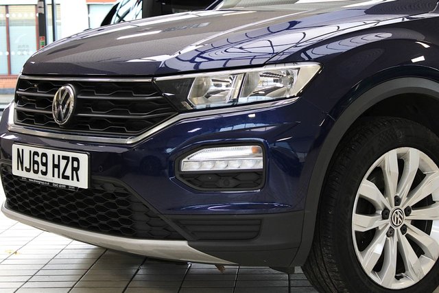 2019 VOLKSWAGEN T-ROC 2.0 TDI SE SUV 5dr Diesel Manual Euro 6 (s/s) (150 ps) - Photo 5