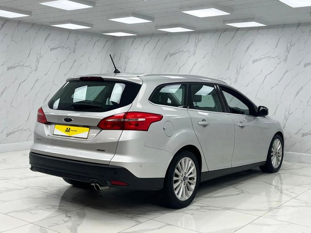 2017 Ford Focus 1L Titanium X 5dr - Photo 11