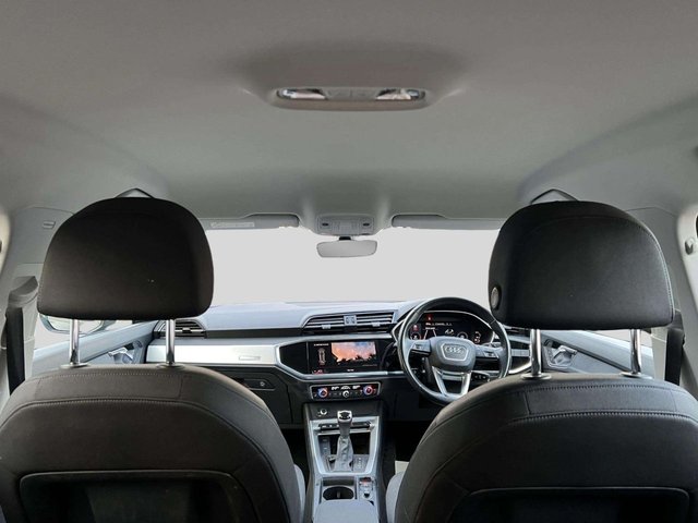 2021 Audi Q3 1.5L Technik 5dr - Photo 9