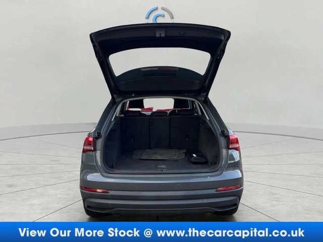 2021 Audi Q3 1.5L Technik 5dr - Photo 8