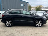 USED 2018 18 SKODA KAROQ 1.6 TDI SE L SUV 5dr Diesel Manual Euro 6 (s/s) (115 ps) - APPLE CAR PLAY - SAT NAV - HEATED FRONT SEATS - REVERSE CAMERA - P/SENSORS - BLUETOOTH - CRUISE - 2 OWNERS