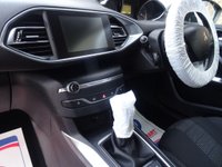 USED 2015 15 PEUGEOT 308 1.2 PureTech Allure Auto Euro 6 (s/s) 5dr *AUTOMATIC*ULTRA LOW MILES*