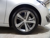 USED 2015 15 PEUGEOT 308 1.2 PureTech Allure Auto Euro 6 (s/s) 5dr *AUTOMATIC*ULTRA LOW MILES*