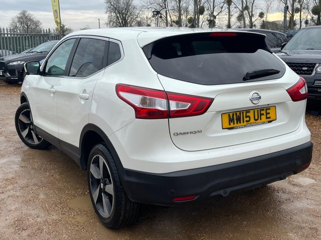 2015 NISSAN QASHQAI - Photo 12