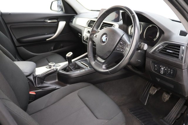 2018 BMW 1 Series 2L Se 5dr - Photo 10