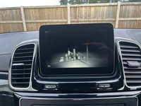 USED 2017 03 MERCEDES-BENZ GLS 3.0 GLS350d V6 AMG Line SUV 5dr Diesel G-Tronic 4MATIC Euro 6 (s/s) (258 ps) PANORAMIC ROOF, HEATED SEATS