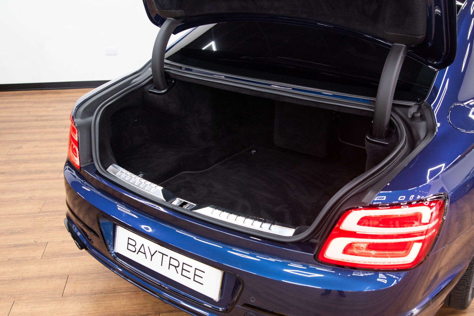 USED 2021 W BENTLEY FLYING SPUR 6.0 W12 Saloon 4dr  
