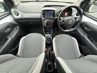 USED 2020 20 TOYOTA AYGO 1.0 VVT-i x-trend Hatchback 5dr Petrol Manual Euro 6 (71 ps) 2 OWNERS