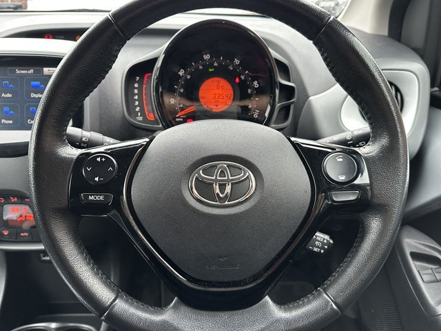 2020 TOYOTA AYGO - Photo 12