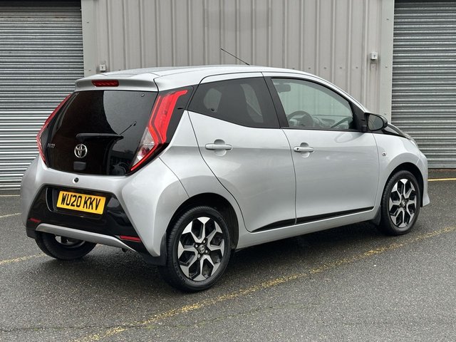 2020 TOYOTA AYGO - Photo 5