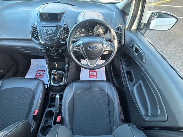 2017 FORD ECOSPORT - Photo 4