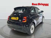 USED 2022 71 FIAT 500E 42kWh Passion Hatchback 3dr Electric Auto (118 ps) 
