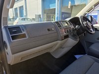 USED 2014 14 VOLKSWAGEN TRANSPORTER 2.0 TDI T30 Highline Kombi 4dr Diesel DSG L1 H1 (211 g/km, 138.08 bhp) DSG, Tailgate, Sat Nav - P.Sensors