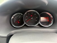 USED 2014 14 DACIA SANDERO STEPWAY 0.9 TCe Laureate Hatchback 5dr Petrol Manual Euro 5 (90 ps) 10 SERVICE STAMPS, LOW MILEAGE