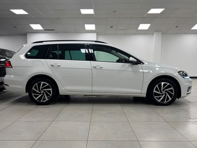 2019 VOLKSWAGEN GOLF - Photo 3