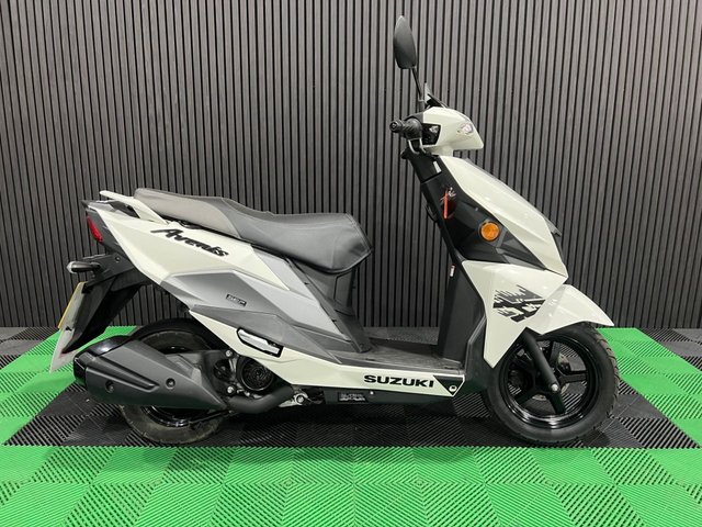 View our SUZUKI Avenis 125