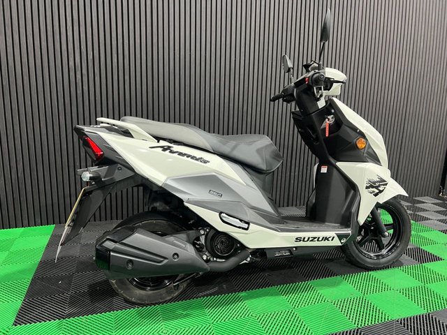 View our SUZUKI Avenis 125