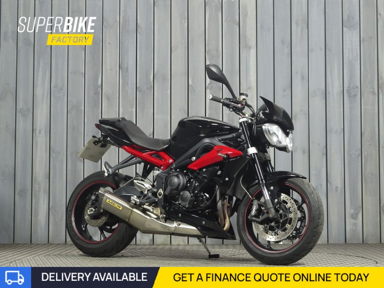 TRIUMPH STREET TRIPLE 675