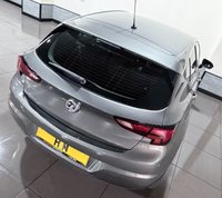 USED 2020 70 VAUXHALL ASTRA 1.2 Turbo SRi Hatchback 5dr Petrol Manual Euro 6 (s/s) (110 ps) 