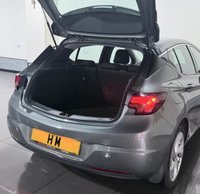 USED 2020 70 VAUXHALL ASTRA 1.2 Turbo SRi Hatchback 5dr Petrol Manual Euro 6 (s/s) (110 ps) 