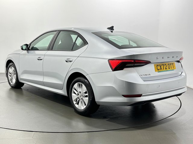 2022 Skoda Octavia - Photo 6