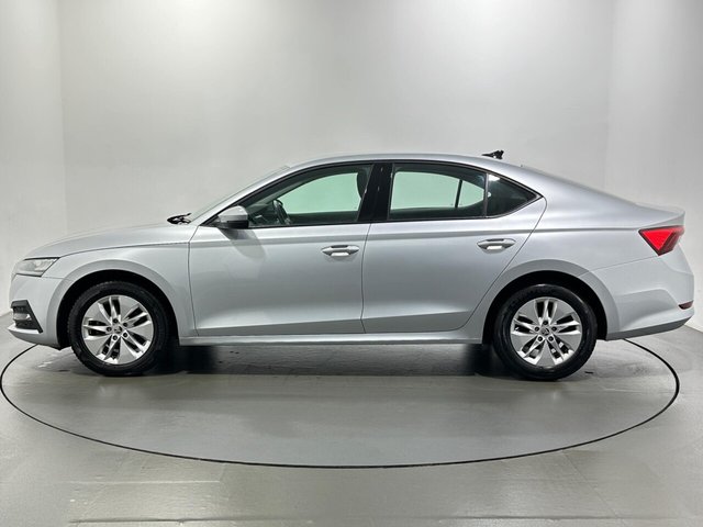 2022 Skoda Octavia - Photo 5